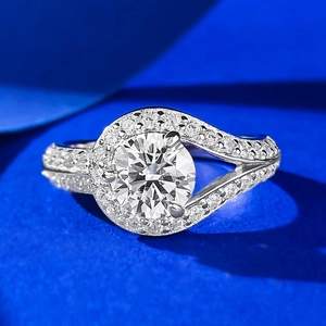 925 Sterling Silver Halo Ring For Women Round Rhinestone Center Stone Twisted Shank Design Engagement Party Fashion Jewelry