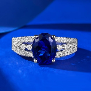 Luxury 925 Sterling Silver Oval Dark Blue Simulated Sapphire Ring For Women Elegant Rhinestone Inlaid Fashion Finger Ring Jewelry Gift
