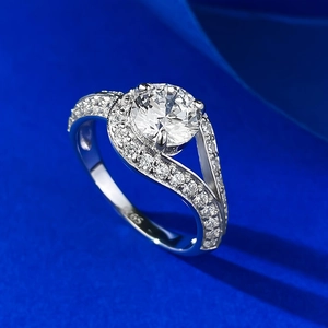 S925 sterling silver ring with 1 carat round solitaire and pavé twist band