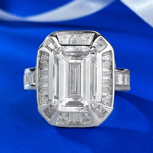 Bague Luxueuse en Argent Sterling 925 Taille Émeraude Incrustée de Strass Géométrique Quadrilatère Bijoux pour Femmes Élégantes Cadeau Fête