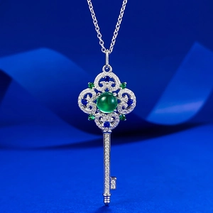 Vintage 925 Sterling Silver Key Pendant Necklace For Women Green Chalcedony Inlaid Rhinestone Retro Fashion Jewelry Gift