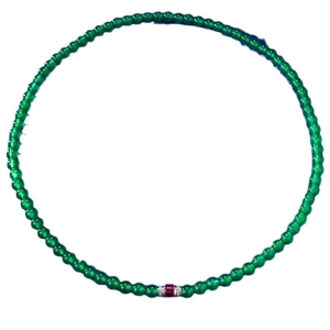 Collana di perle di giada verde imperiale con pendente rosso e distanziali argento