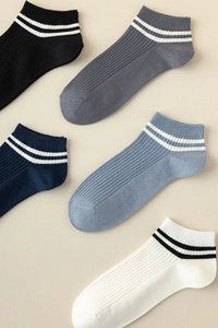 Detail of ribbed cotton low-cut ankle socks with dual stripes in five assorted colors