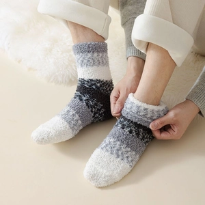Chaussettes d'hiver épaisses en polaire corail à rayures grises pour femmes et hommes