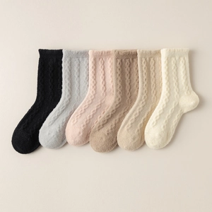 Women Thickened Fuzzy Sleep Socks Winter Warm Thermal Australian Fleece Cable Knit Mid-Calf Home Floor Socks Comfort Bed Socks