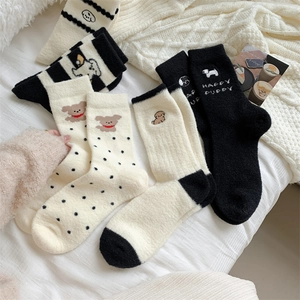 Thick warm winter coral fleece socks set featuring cute cartoon puppy and bear embroidery
