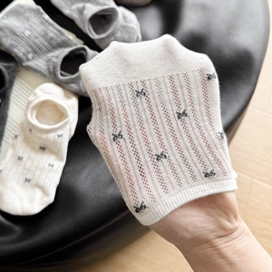 Calcetines invisibles de malla fina para mujer con diseño de lazo y corte muy bajo