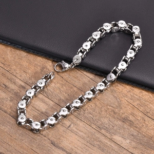 Silver stainless steel bike chain bracelet for men with industrial design and lobster clasp