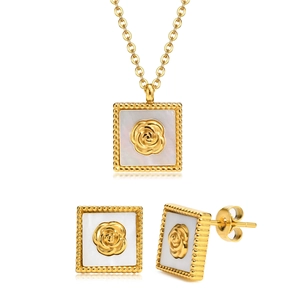 Ensemble bijoux rose en nacre style français avec collier en acier doré et boucles d'oreilles