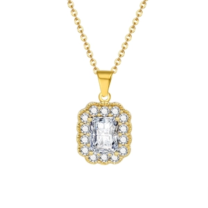 Collana con pendente in zircone bianco quadrato finitura dorata e pietra taglio radiant