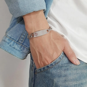 Bracelet d'alerte médicale en acier inoxydable avec symbole Star of Life sur maille
