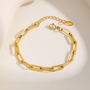 Minimalist gold stainless steel paperclip link chain bracelet with K18 tag
