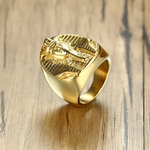27mm gold-plated stainless steel men's ring with Egyptian Pharaoh Tutankhamun relief