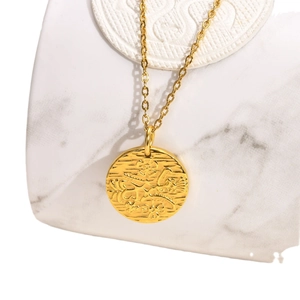 Vintage goldene Sonnen-Medaillon-Halskette mit weißem Zirkon und zartem Blumenrelief