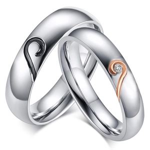 Bague de Couple Puzzle en Forme de Cœur Acier Titane Noir Or Rose Zirconia Incrusté Pour Hommes Femmes Bijoux de Mode