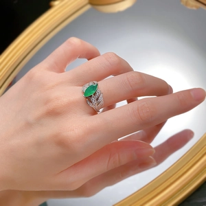 S925 sterling silver marquise emerald leaf ring featuring delicate side diamonds