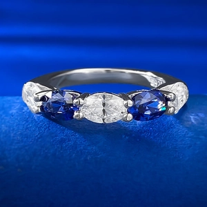 Bague Anneau en Argent Sterling 925 avec Strass Bleu et Blanc Ovales Serti Pavé pour Femme Bijoux de Mode
