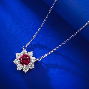 Collana girasole in argento S925 con ciondolo rubino rosso sangue di piccione 1ct