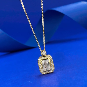 Elegant 925 silver perfume bottle pendant necklace with emerald cut white zircon stone