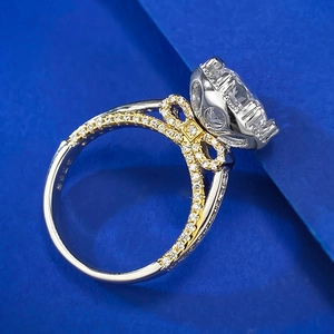 Elegant S925 sterling silver bow ring with 3-carat round brilliant-cut gemstone