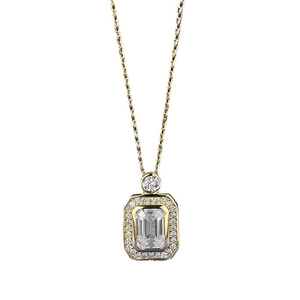 Elegant 925 silver gold-plated perfume bottle necklace with emerald cut gemstone
