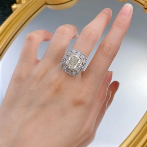 Luxury 5-carat cushion cut yellow stone ring in S925 silver with halo setting