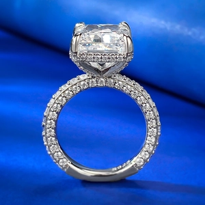 Luxurious S925 sterling silver ring with square cut high carbon diamond on blue silk