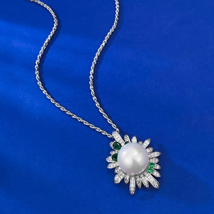Luxurious S925 silver necklace with 12mm white pearl and emerald style sunflower pendant