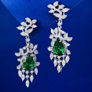 Boucles d'Oreilles Pendantes en Argent Sterling 925 Luxe pour Femme Strass Vert Forme de Poire Feuille d'Automne Bijoux