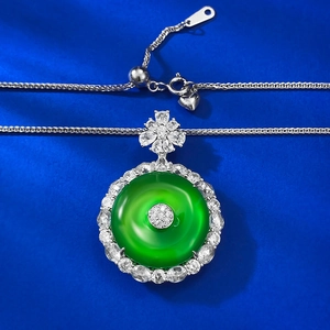 Élégant collier en argent sterling S925 avec pierre calcédoine vert émeraude et cristaux