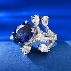 925 Sterling Silver Oval Tanzanite Blue Ring Luxurious Cluster Rhinestone Cocktail Finger Ring For Women Party Jewelry