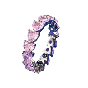 S925 sterling silver ring with heart-shaped pink cubic zirconia row in a prong setting