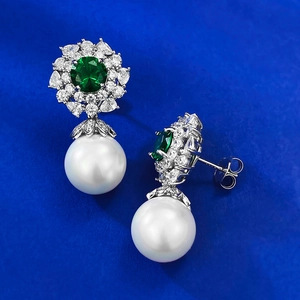 Elegant 925 silver 12mm pearl drop earrings with emerald green zircon floral design