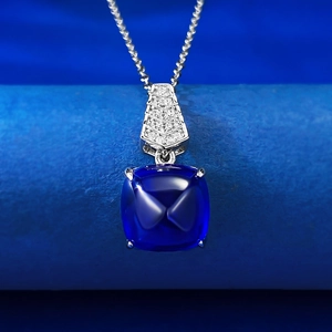 Collier en argent S925 avec pendentif carré en pierre bleue royale taille pain de sucre