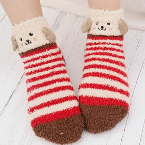 Chaussettes épaisses en polaire corail à rayures rouges et blanches avec chien