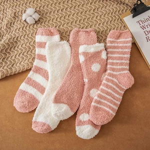 Women Warm Coral Fleece House Socks Thick Winter Sleeping Floor Socks Jacquard Polka Dot Striped Soft Fuzzy Indoor Socks