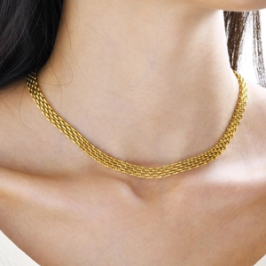 Collier élégant en maille tressée dorée pour femme en acier inoxydable de qualité