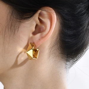 Minimalist golden C-shaped irregular earrings with 3D geometric facets for women