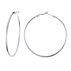 Boucles d'oreilles créoles classiques en acier inoxydable argenté au style minimaliste