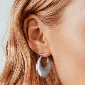 Boucles d'oreilles gouttes creuses en argent poli pour femmes, design en métal massif