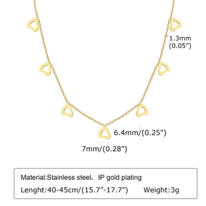 Details zur goldenen Herzanhänger-Halskette aus IP-beschichtetem Edelstahl