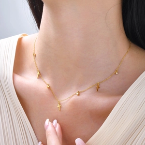 Edelstahl Strass Kreuz Herz Kleeblatt Anhänger Halskette IP Vergoldet Zierliche Kette Mode Damen Pendler Schmuck