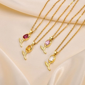Élégant Collier Pendentif Fleur de Tulipe en Cuivre Plaqué Or Avec Zirconia Cubique AAA pour Femmes Bijoux de Fête
