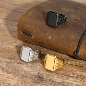 Anello da Uomo Vintage in Acciaio Inossidabile a Forma di Quadrato con Sigillo Lucido a Punta Piatta Anello Gioielli alla Moda