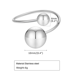 Dettaglio anello regolabile in acciaio inossidabile con sfere da 6mm e 10mm e dimensioni