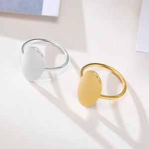 Minimalist Stainless Steel Oval Signet Ring For Women Geometric Gold Silver Plated Polished Smooth Finger Ring Fashion Jewelry