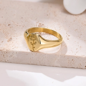 Anello con Sigillo in Acciaio Inossidabile a Forma di Rosa Vintage per Donna Placcato Oro Inciso Floreale Statement Gioielli