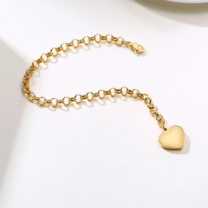Bracelet à maillons en acier inoxydable doré avec breloque cœur et fermoir mousqueton