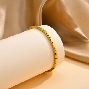 Bracelet Minimaliste en Perles Carrées en Acier Inoxydable Or pour Femmes Mode Perles Facettées Géométriques Bijoux Tendance