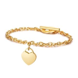 Bracciale a cuore in acciaio al titanio dorato con catena a maglie tonde e chiusura OT